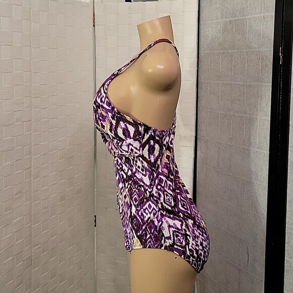 BRAND NEW SPEEDO WOMEN"S CRISSCROSS BACK STYLE ONE-PIECE HALTER RUCHED SWIMSUIT - Picture 6 of 13